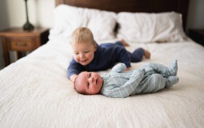 Must-Have Newborn Photoshoot Poses | Newborn Photo Inspiration